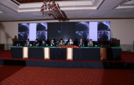 AQS_0351